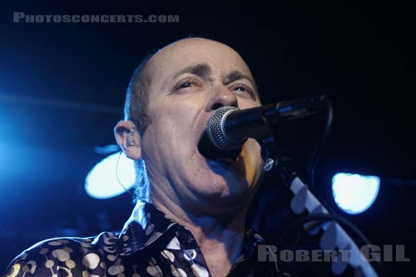 HOODOO GURUS - 2010-09-29 - PARIS - La Chaufferie (du Moulin Rouge) - 